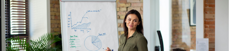How to Choose the Best Training Format and Partner: Virtual, In-Person, or Hybrid?